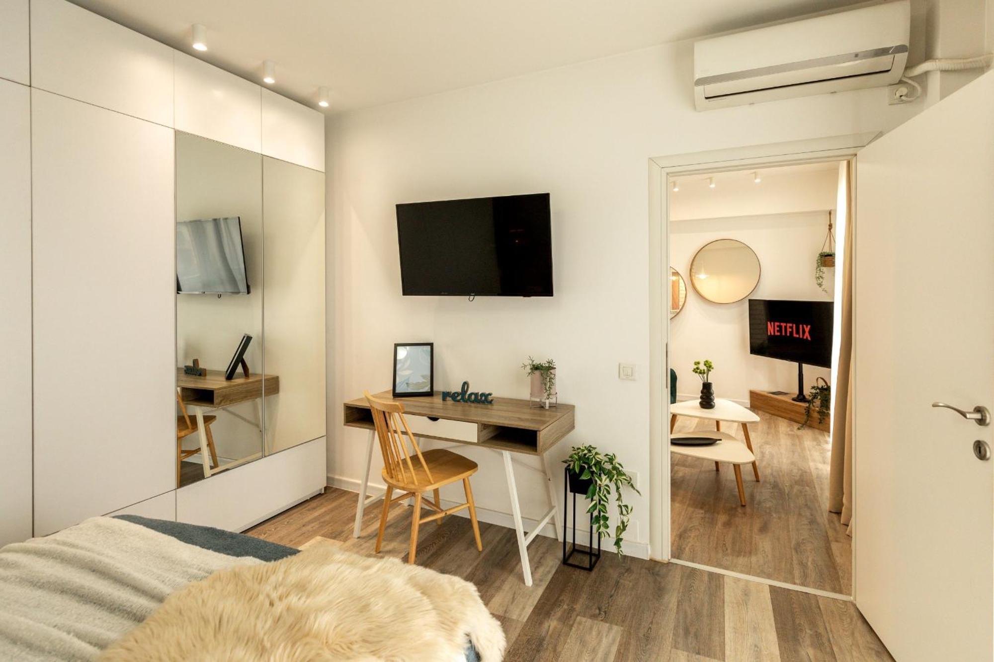 Apartment Modern Elegance In The Heart Of The City - romana Square Bucharest