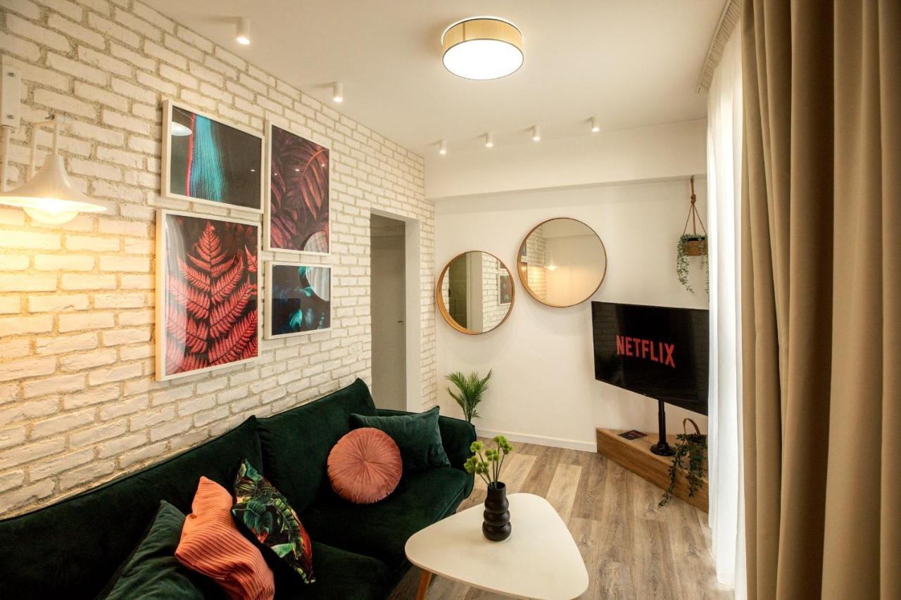 Modern Elegance In The Heart Of The City - romana Square Appartamento Bucarest