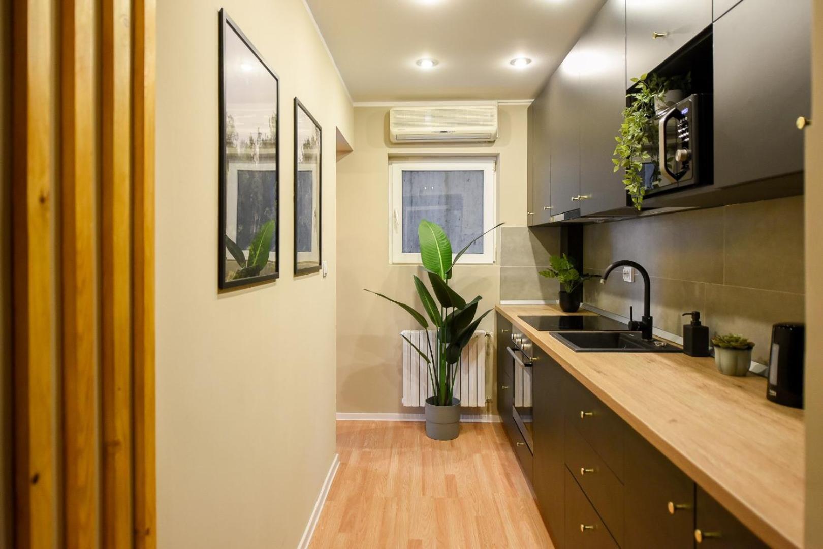Appartamento Modern Elegance In The Heart Of The City - romana Square
