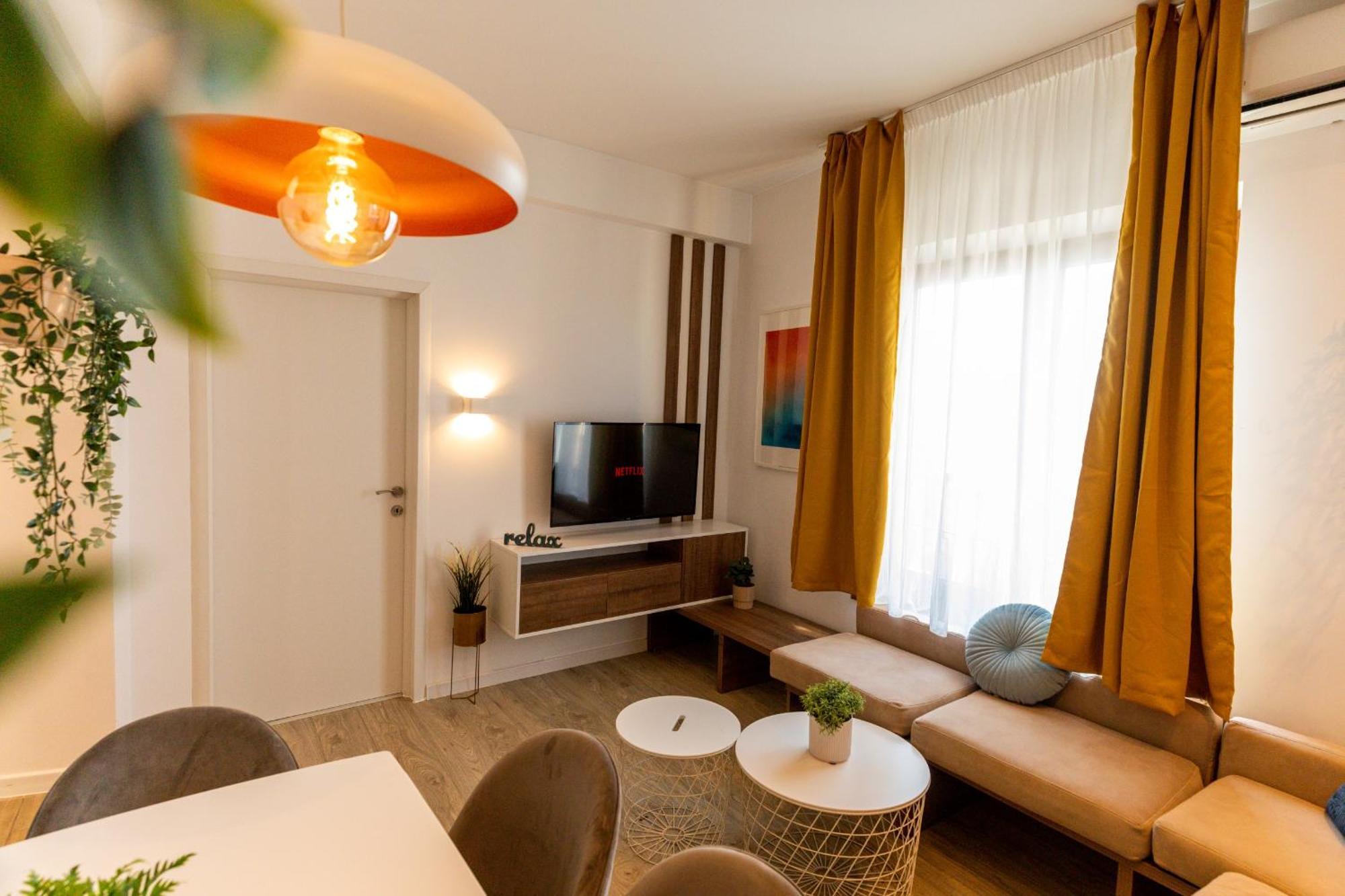 Appartamento Modern Elegance In The Heart Of The City - romana Square