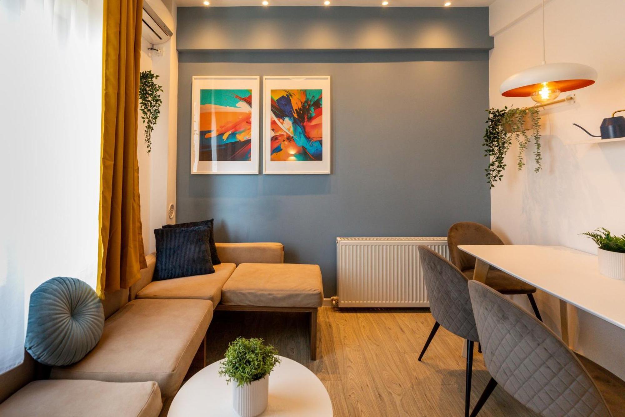 Modern Elegance In The Heart Of The City - romana Square Appartamento *