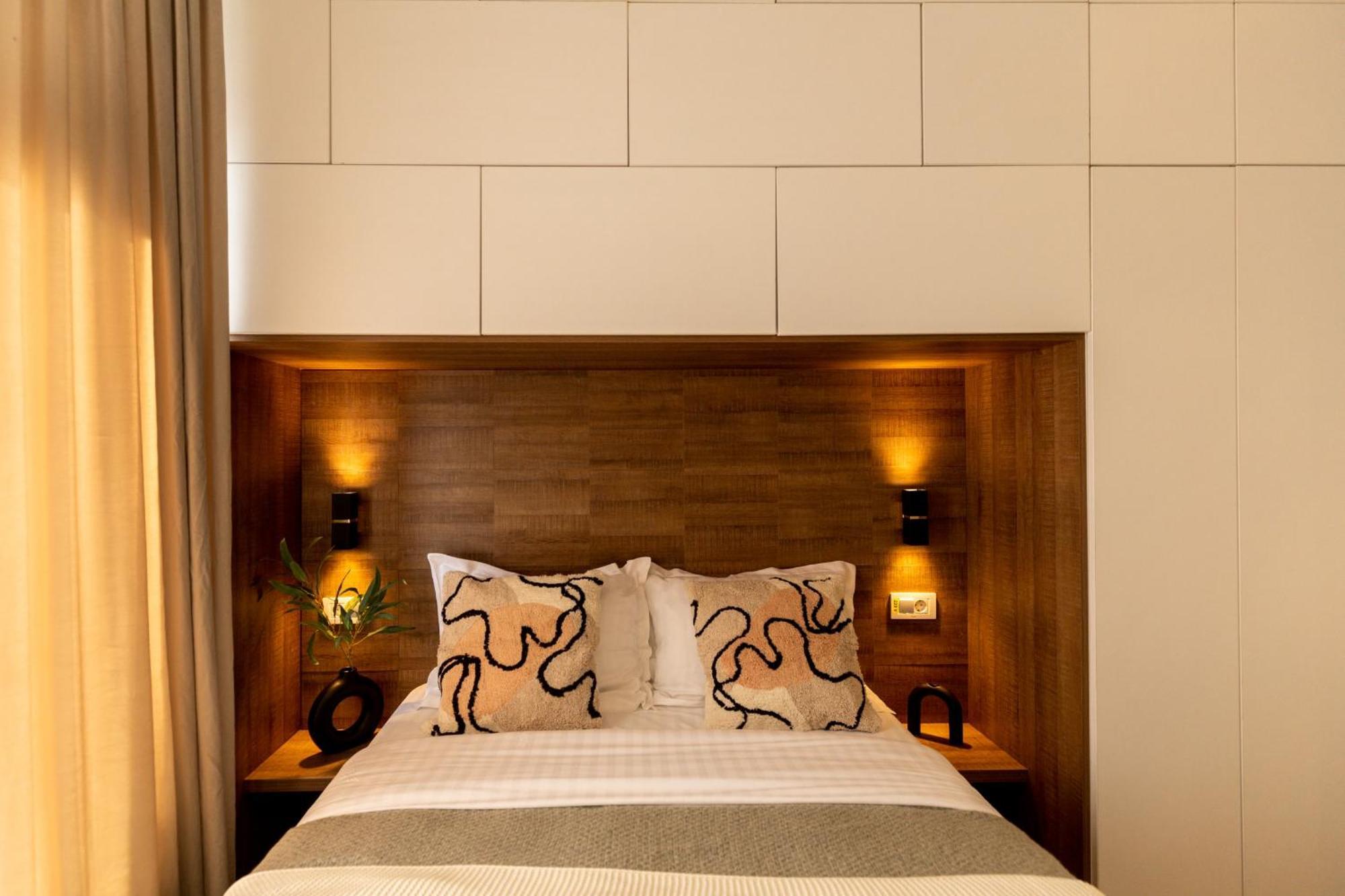 Modern Elegance In The Heart Of The City - romana Square Appartamento *