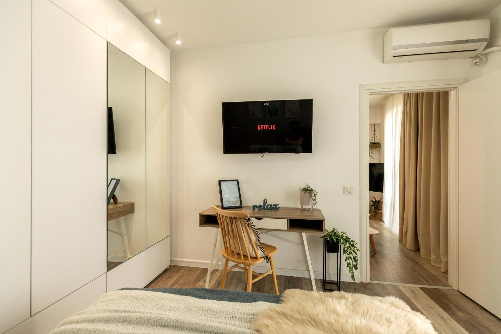 Modern Elegance In The Heart Of The City - romana Square Appartamento Bucarest